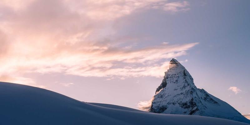 加拿大保姆护工移民项目：国际学生实现加拿大生活与职业发展的新路径