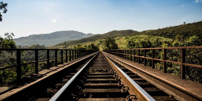 加拿大永久居民身份全攻略：从申请途径到成功策略